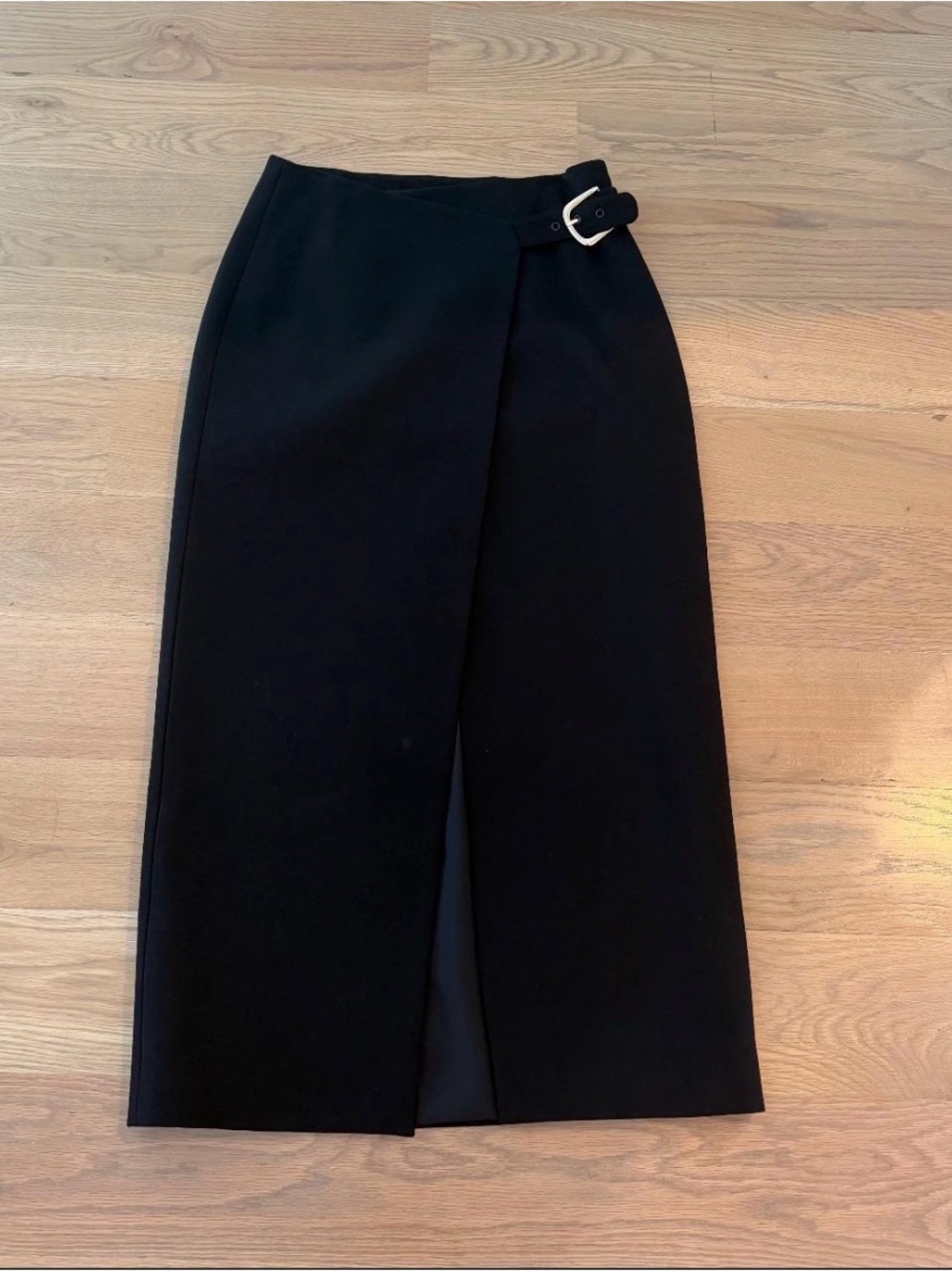 Toccin Casey Wrap Skirt. Size 6. NWOT. MSRP $395 - Picture 6 of 8